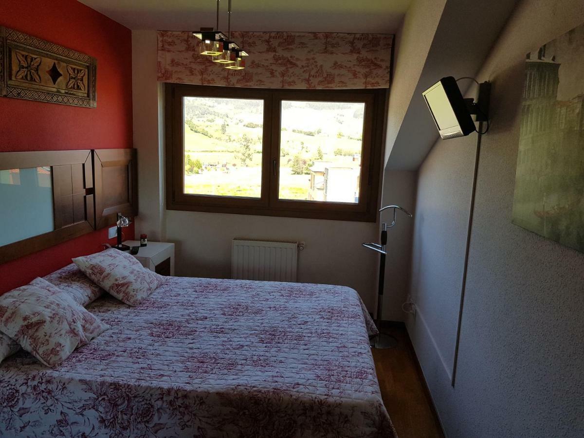 Apartamentos Ria De Villaviciosa Villaviciosa  Bagian luar foto
